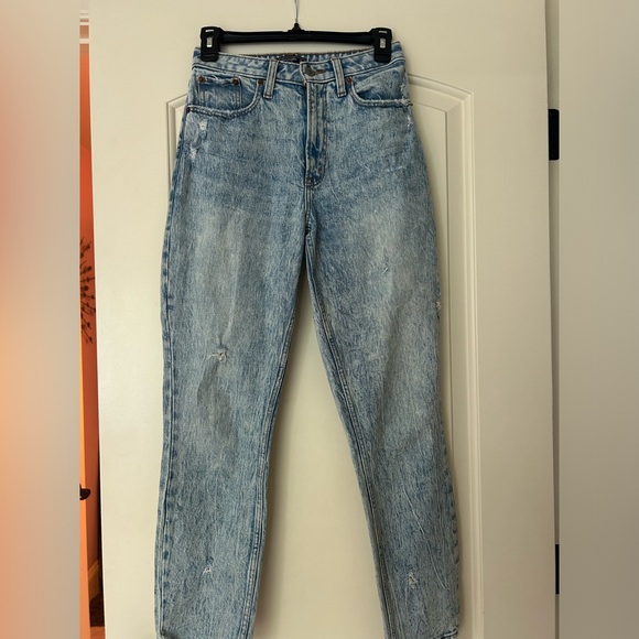 ABERCROMBIE JEANS | Size 0 - Picture 2 of 6